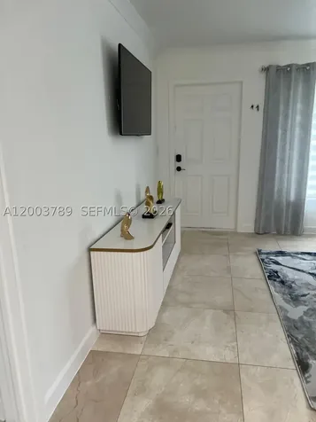 906 NE 6th Street Hallandale Beach FL 33009