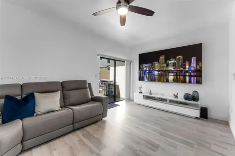 3214 SE 4th Court Homestead FL 33033