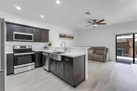 3214 SE 4th Court Homestead FL 33033
