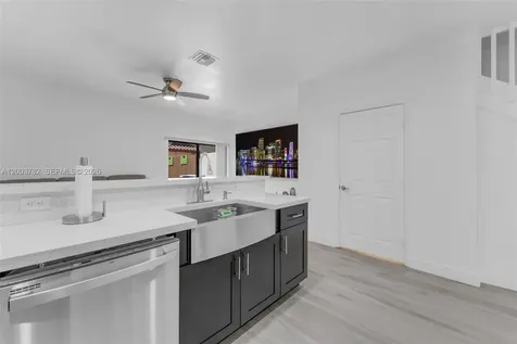 3214 SE 4th Court Homestead FL 33033