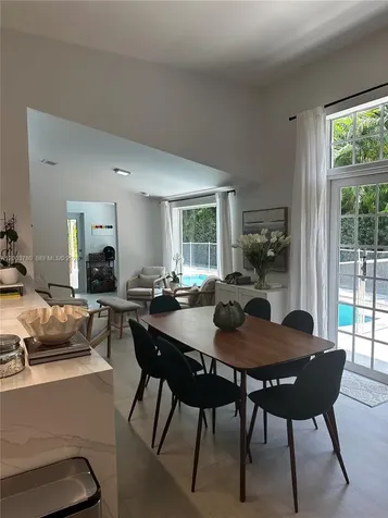 630 San Lorenzo Avenue Coral Gables FL 33146