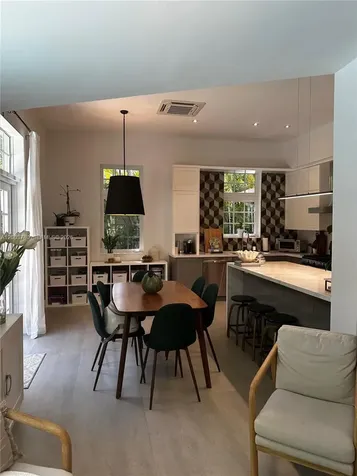 630 San Lorenzo Avenue Coral Gables FL 33146