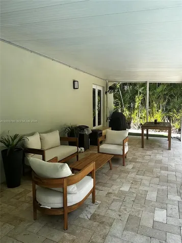 630 San Lorenzo Avenue Coral Gables FL 33146