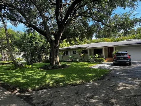 630 San Lorenzo Avenue Coral Gables FL 33146