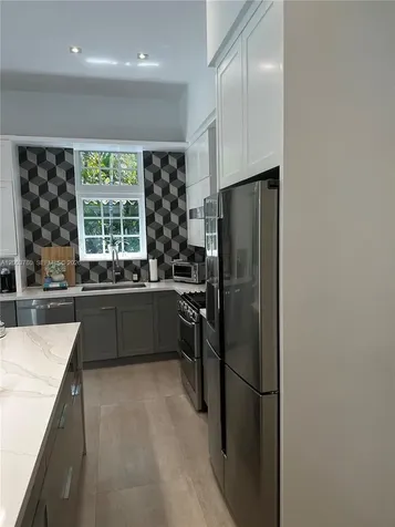 630 San Lorenzo Avenue Coral Gables FL 33146