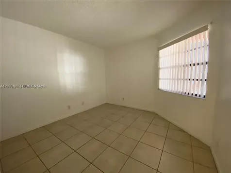 4033 Lakeside Drive Tamarac FL 33319