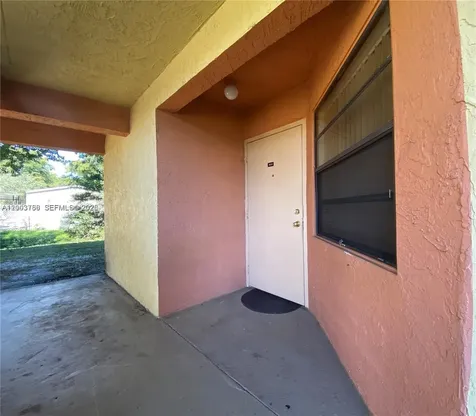 4033 Lakeside Drive Tamarac FL 33319