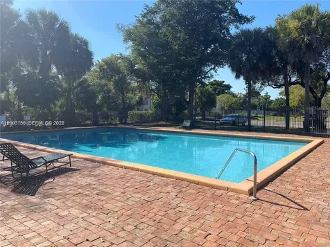 4033 Lakeside Drive Tamarac FL 33319
