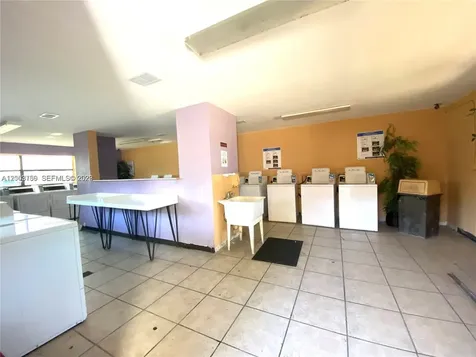 4033 Lakeside Drive Tamarac FL 33319