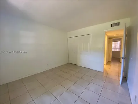 4033 Lakeside Drive Tamarac FL 33319