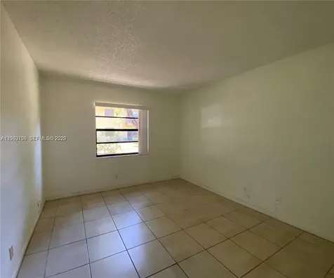 4033 Lakeside Drive Tamarac FL 33319