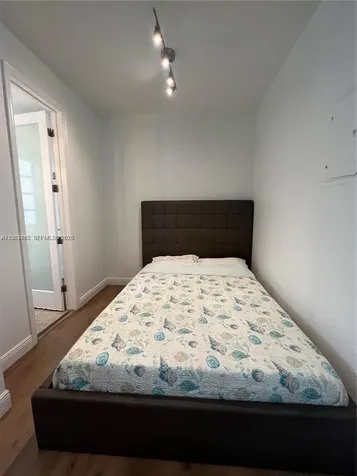 439 15th Street Miami Beach FL 33139