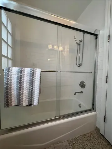 439 15th Street Miami Beach FL 33139