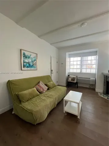 439 15th Street Miami Beach FL 33139