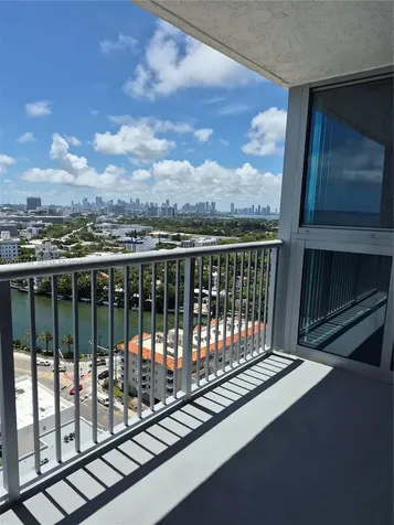 2655 Collins Avenue Miami Beach FL 33140