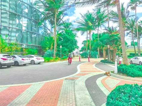 2655 Collins Avenue Miami Beach FL 33140