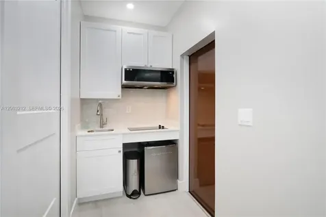 2368 SW 21st Street Miami FL 33145