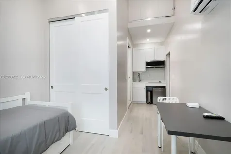 2368 SW 21st Street Miami FL 33145
