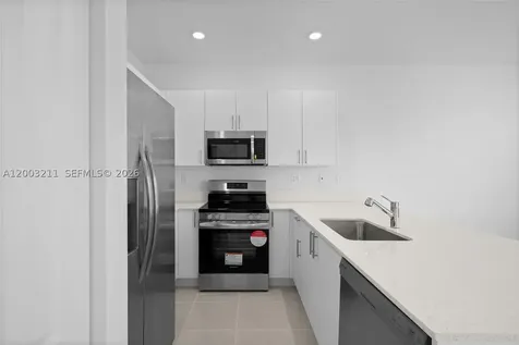 715 SE 15th Street Homestead FL 33034