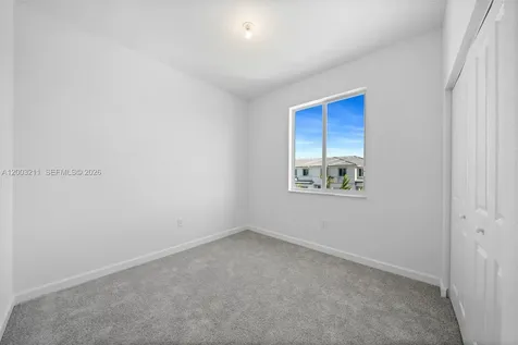 715 SE 15th Street Homestead FL 33034