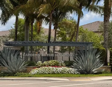 11981 SW 150th Place Miami FL 33196
