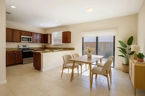 11981 SW 150th Place Miami FL 33196