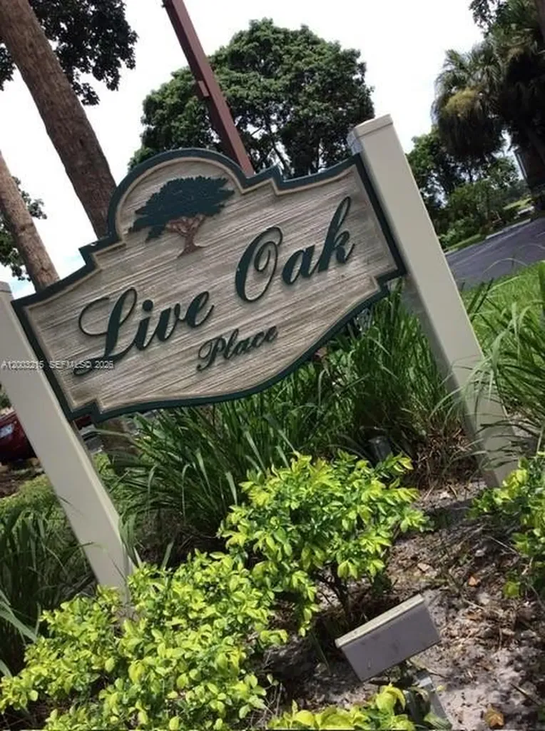 9431 Live Oak Place Davie FL 33324
