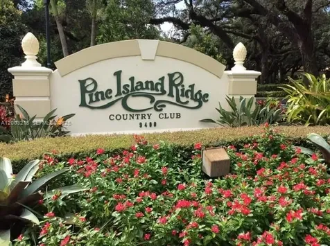 9431 Live Oak Place Davie FL 33324