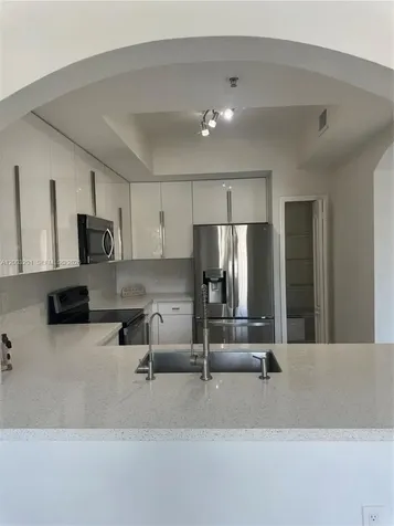 8826 W Flagler Street Miami FL 33174