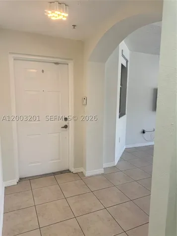 8826 W Flagler Street Miami FL 33174