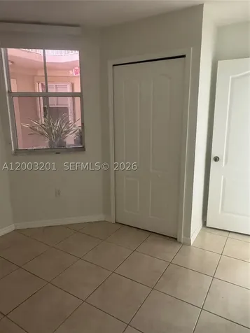 8826 W Flagler Street Miami FL 33174