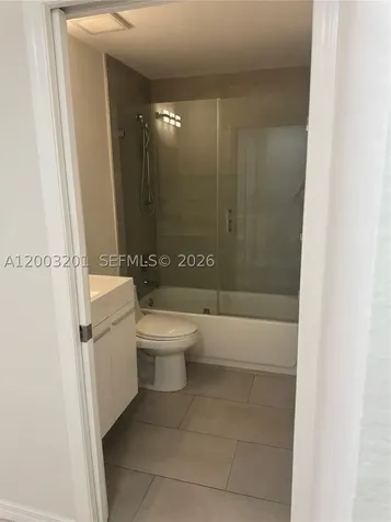 8826 W Flagler Street Miami FL 33174