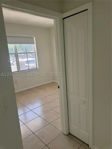 8826 W Flagler Street Miami FL 33174