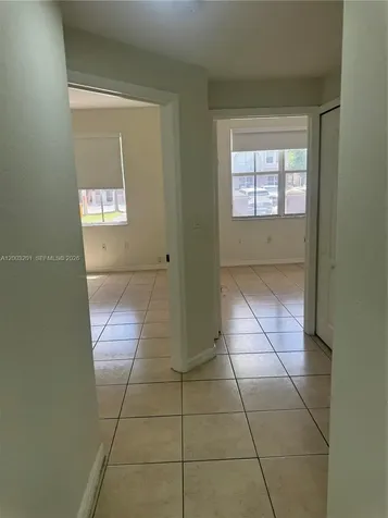 8826 W Flagler Street Miami FL 33174