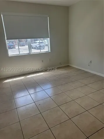 8826 W Flagler Street Miami FL 33174