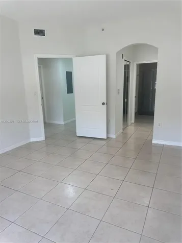8826 W Flagler Street Miami FL 33174