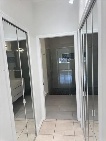 8826 W Flagler Street Miami FL 33174