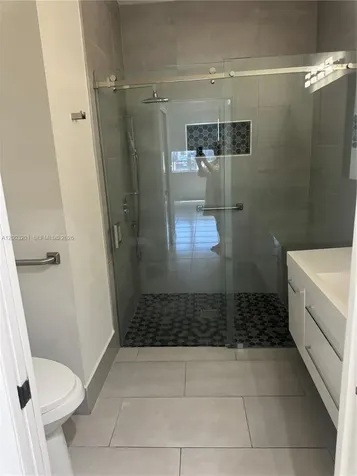 8826 W Flagler Street Miami FL 33174