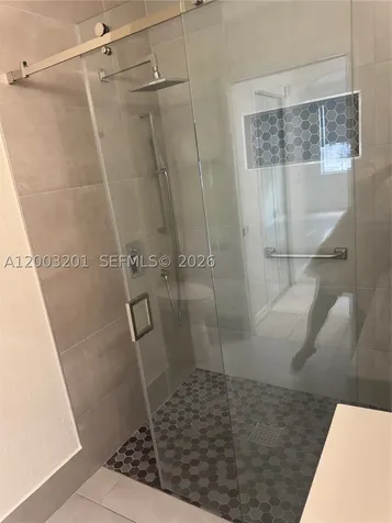 8826 W Flagler Street Miami FL 33174