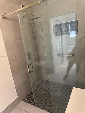 8826 W Flagler Street Miami FL 33174