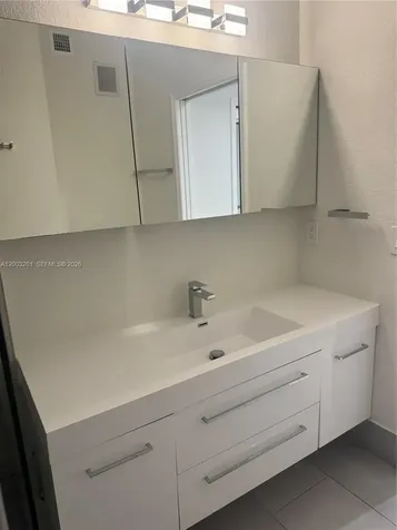 8826 W Flagler Street Miami FL 33174