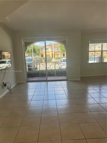 8826 W Flagler Street Miami FL 33174