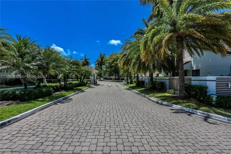 21208 Harbor Way Aventura FL 33180