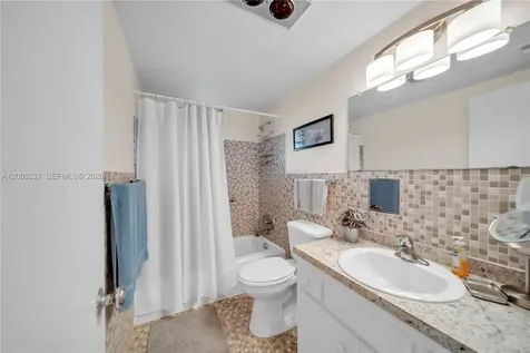 4613 SE 5th Street Cape Coral FL 33904