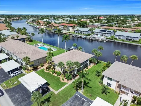 4613 SE 5th Street Cape Coral FL 33904