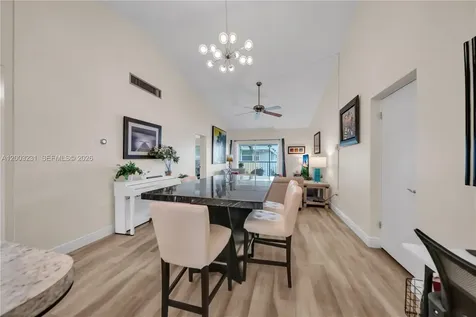4613 SE 5th Street Cape Coral FL 33904