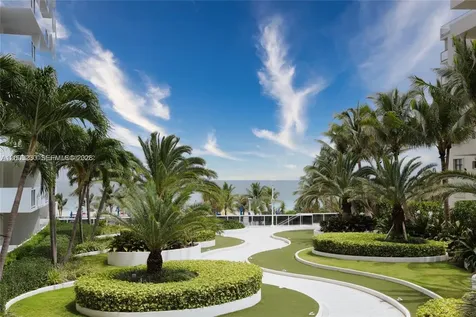 100 Lincoln Road Miami Beach FL 33139
