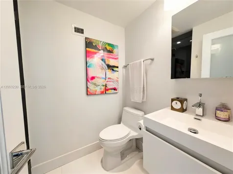100 Lincoln Road Miami Beach FL 33139