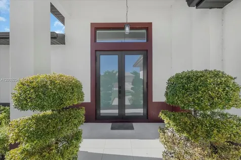 1114 NE 7th Other City - In The State Of Florida FL 33909