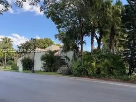 3877 Estepona Avenue Doral FL 33178